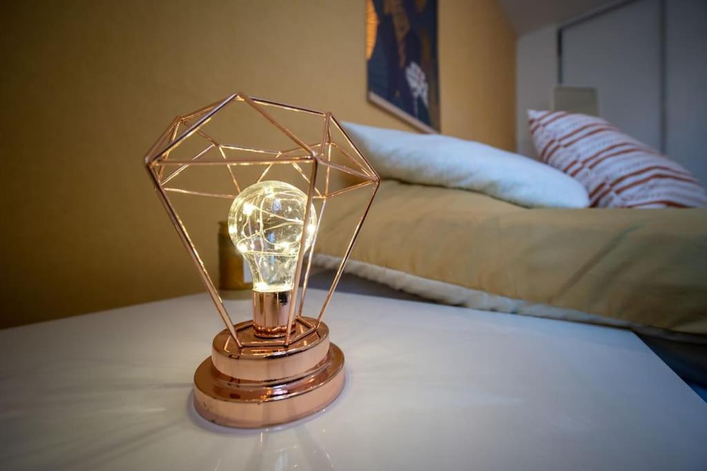 Appartement Tout Equipe Terrasse Et Parking Prive Marseille Ngoại thất bức ảnh